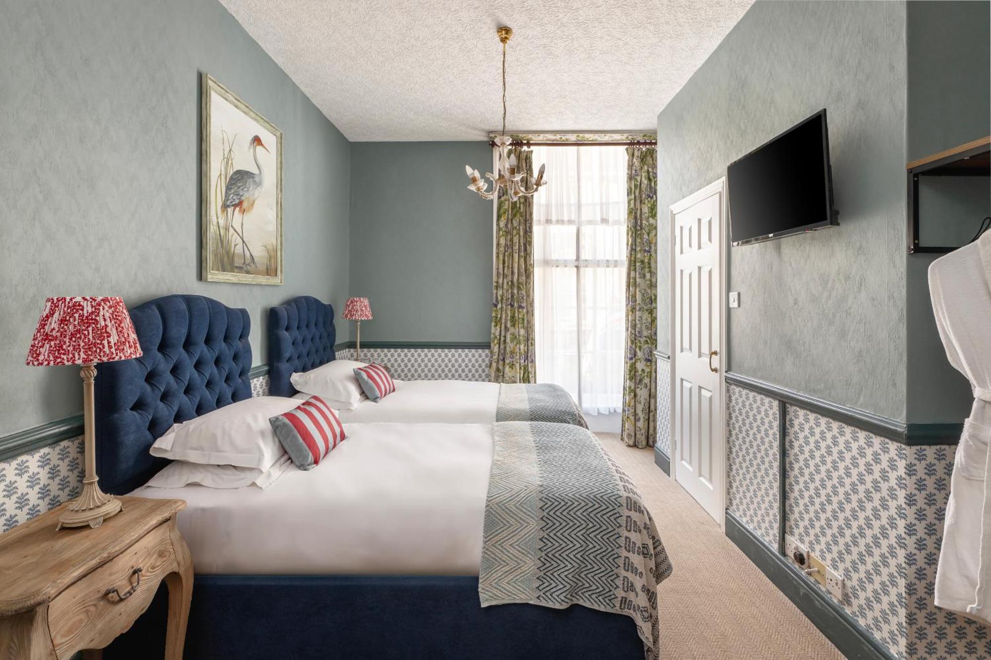 Royal 3* Bath